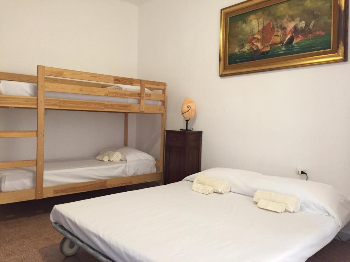 Nice Apartament 100M To Sea 2*Floor Monopoli Buitenkant foto